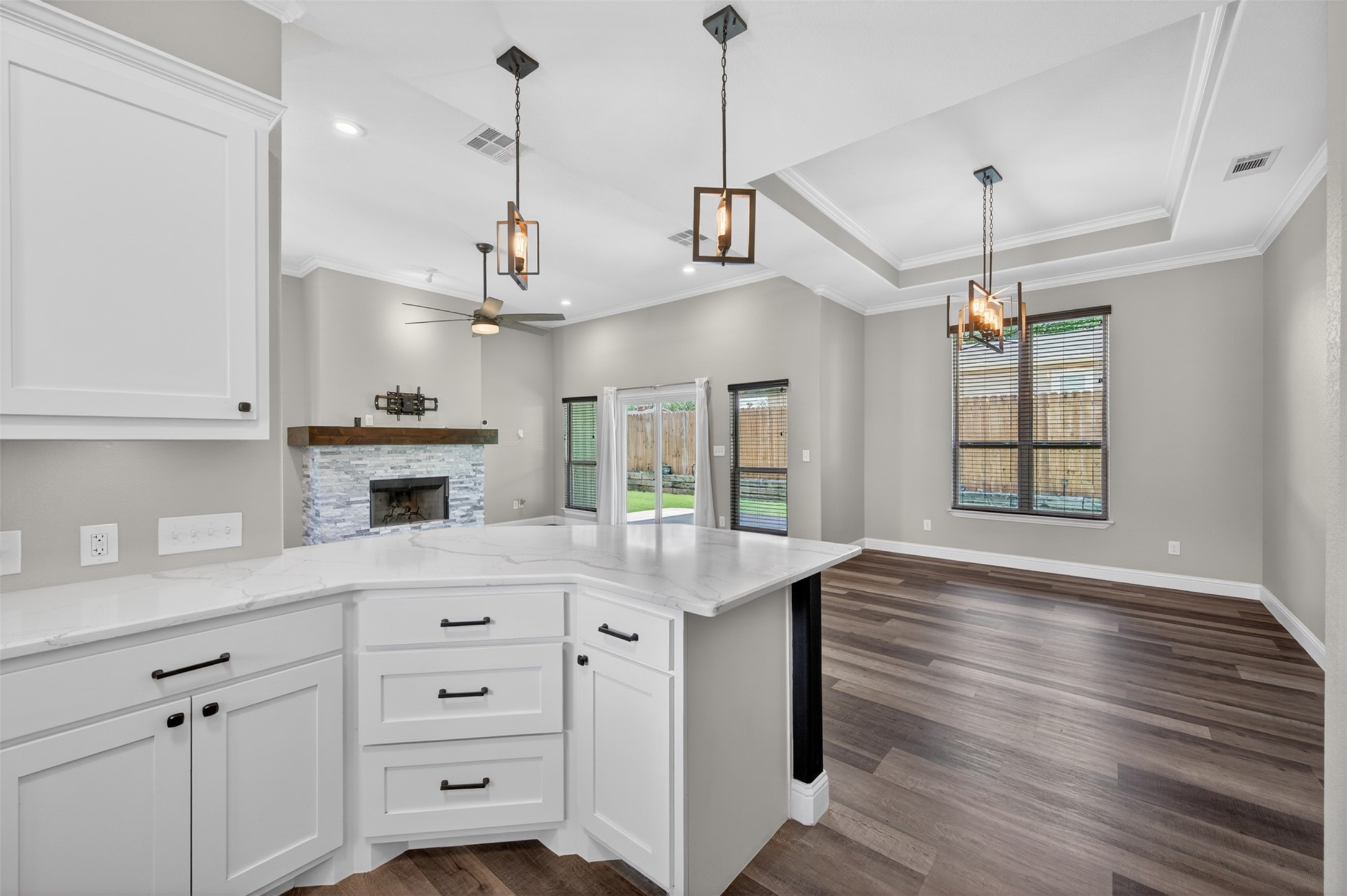 815 W Ball Street Weatherford TX 76086