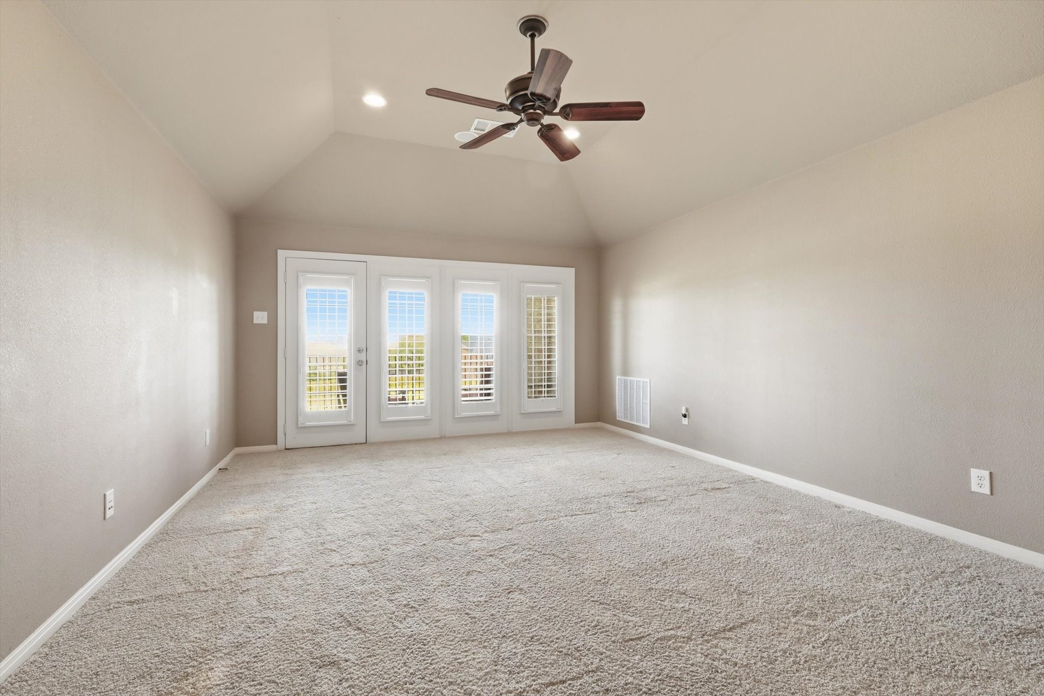 8813 Cypress Creek Road Lantana TX 76226
