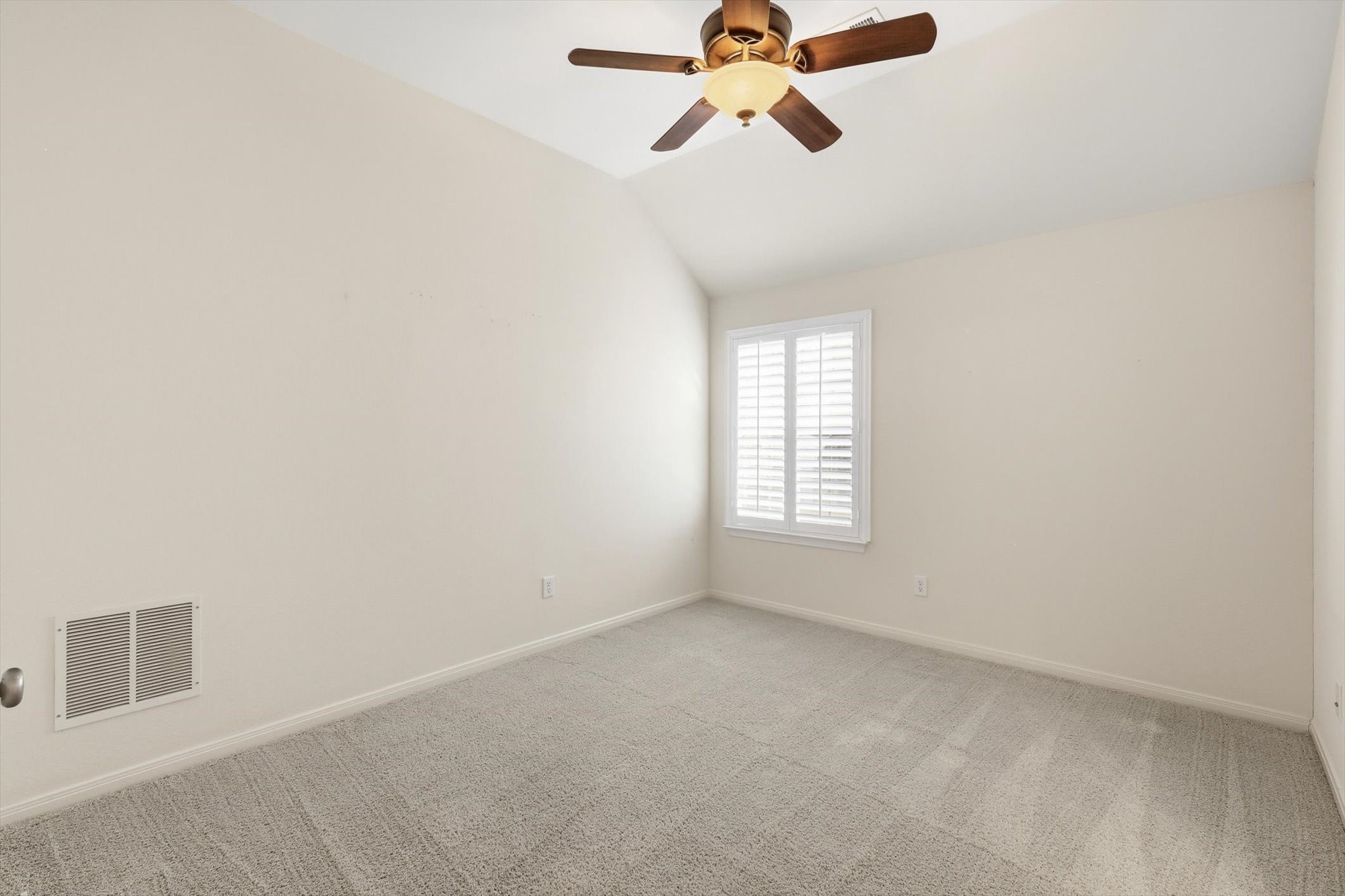 8813 Cypress Creek Road Lantana TX 76226