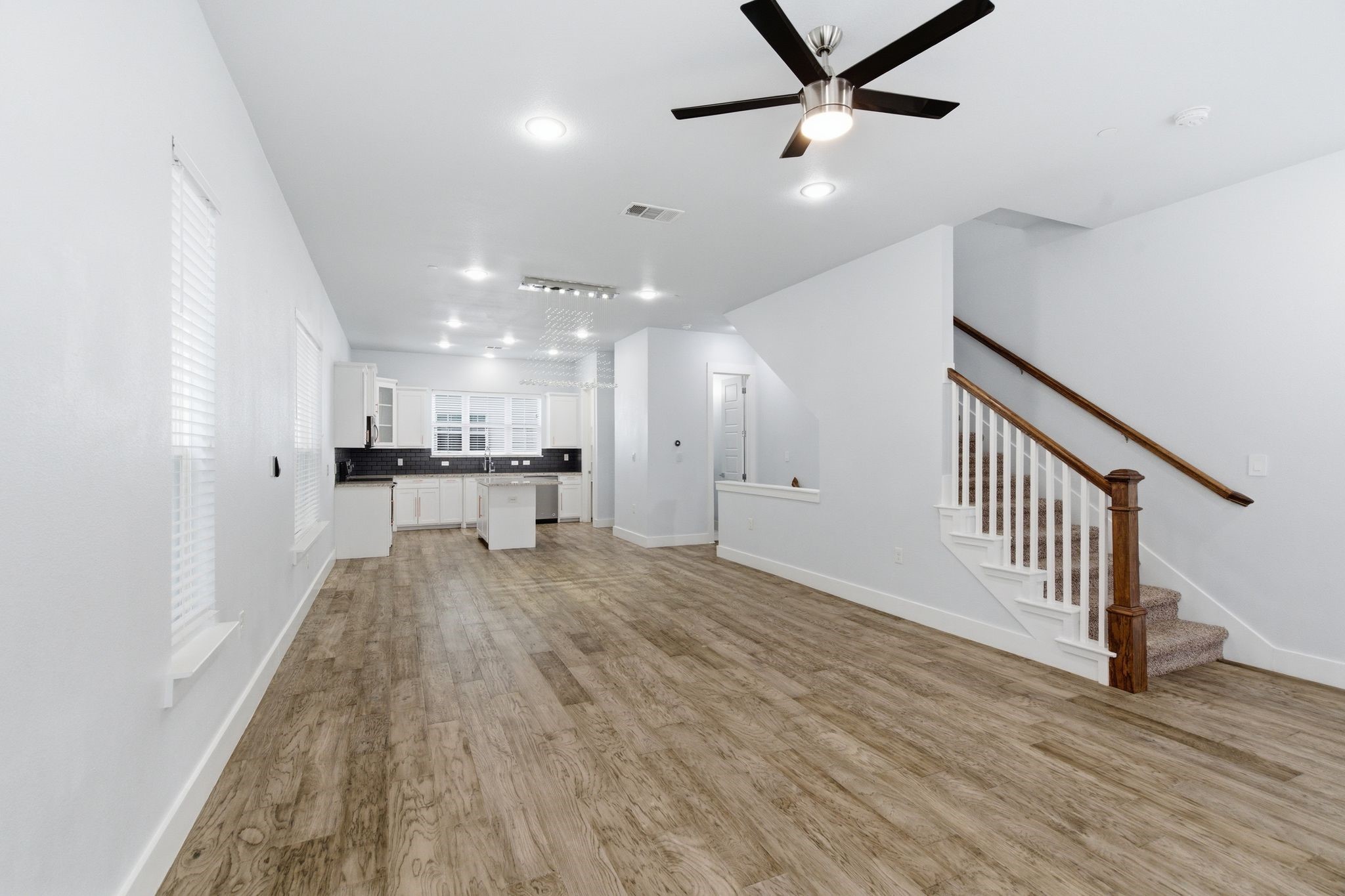 203 S Village Way Lewisville TX 75057
