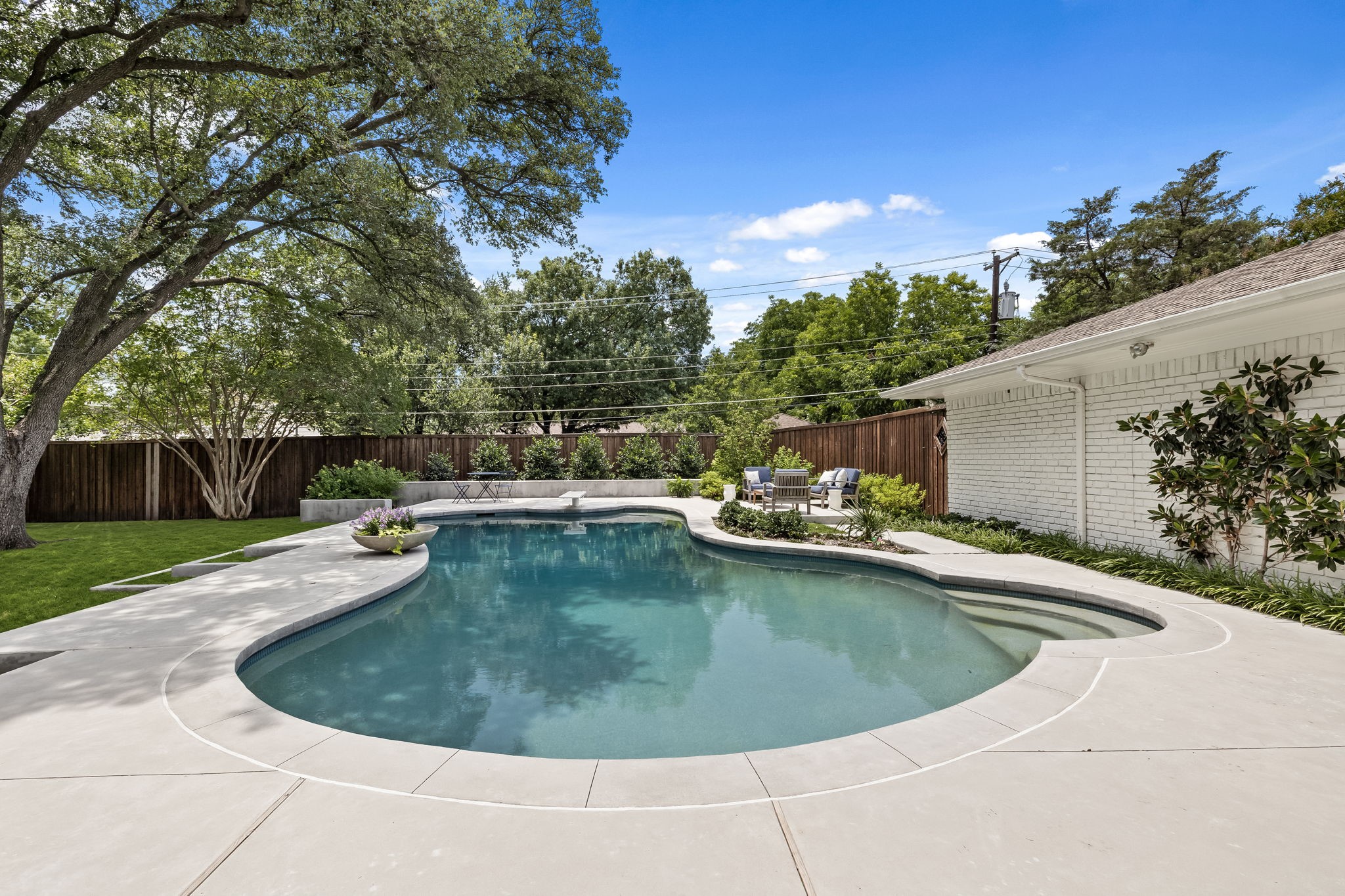 3788 Waldorf Drive Dallas TX 75229