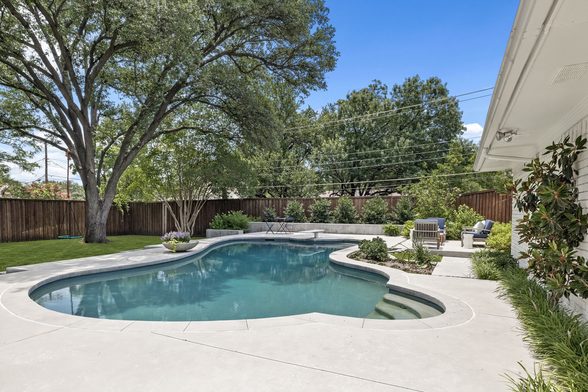 3788 Waldorf Drive Dallas TX 75229