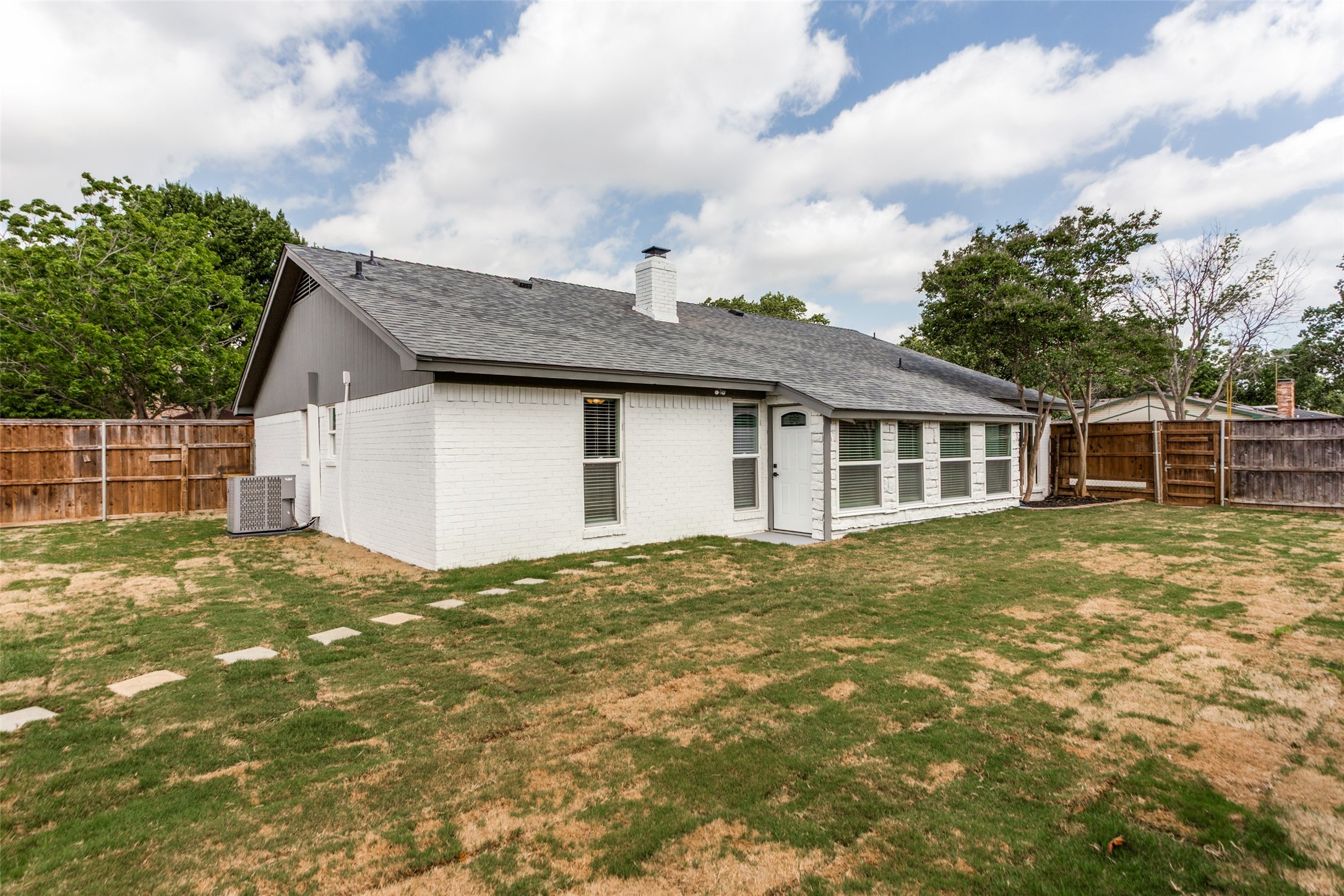 7208 Stonybrooke Drive North Richland Hills TX 76182