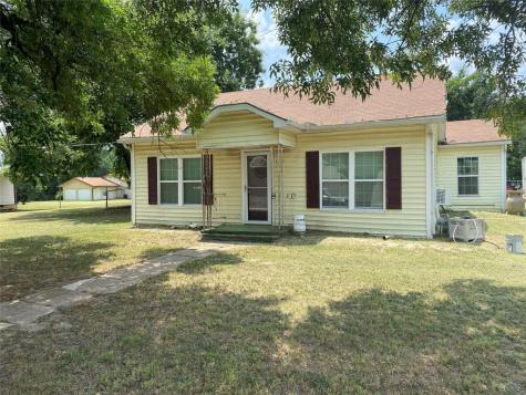 111 N Hall Street Montague TX 76251