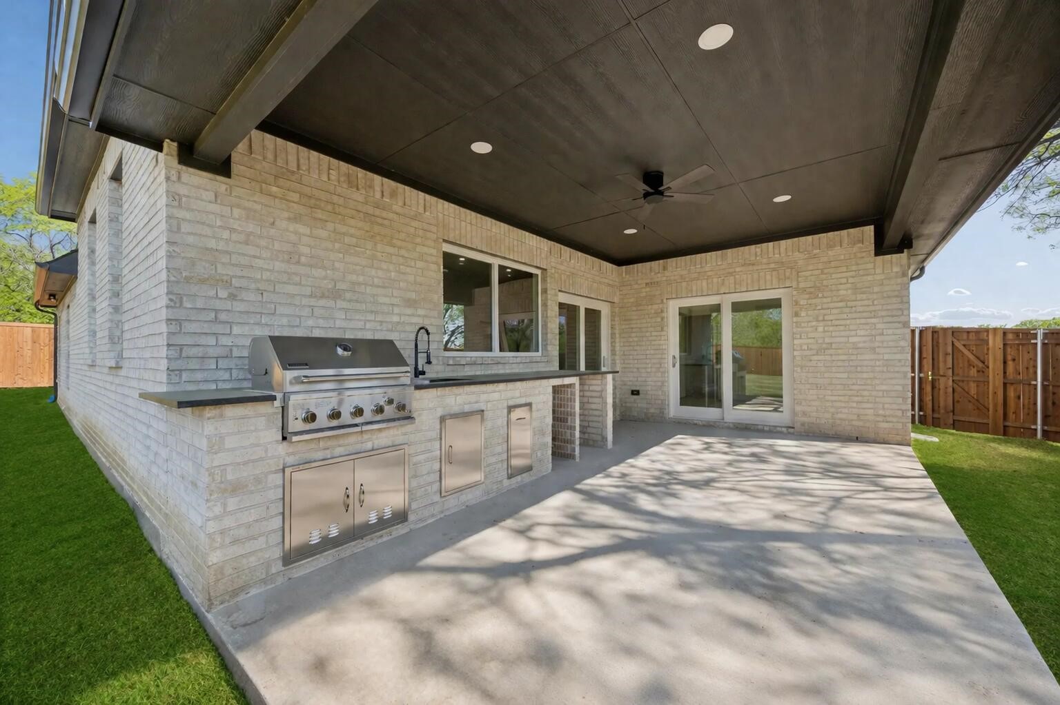 98 Roberts Run Sherman TX 75092