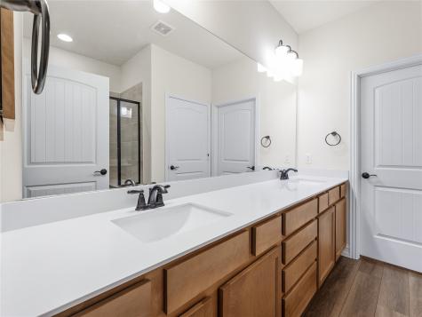 948 Memorial Drive Little Elm TX 76227