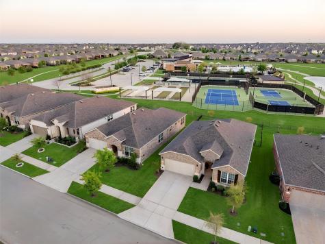 948 Memorial Drive Little Elm TX 76227
