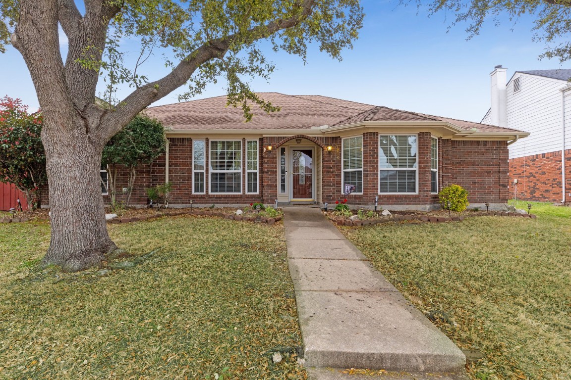 1208 Buckeye Drive Mesquite TX 75181