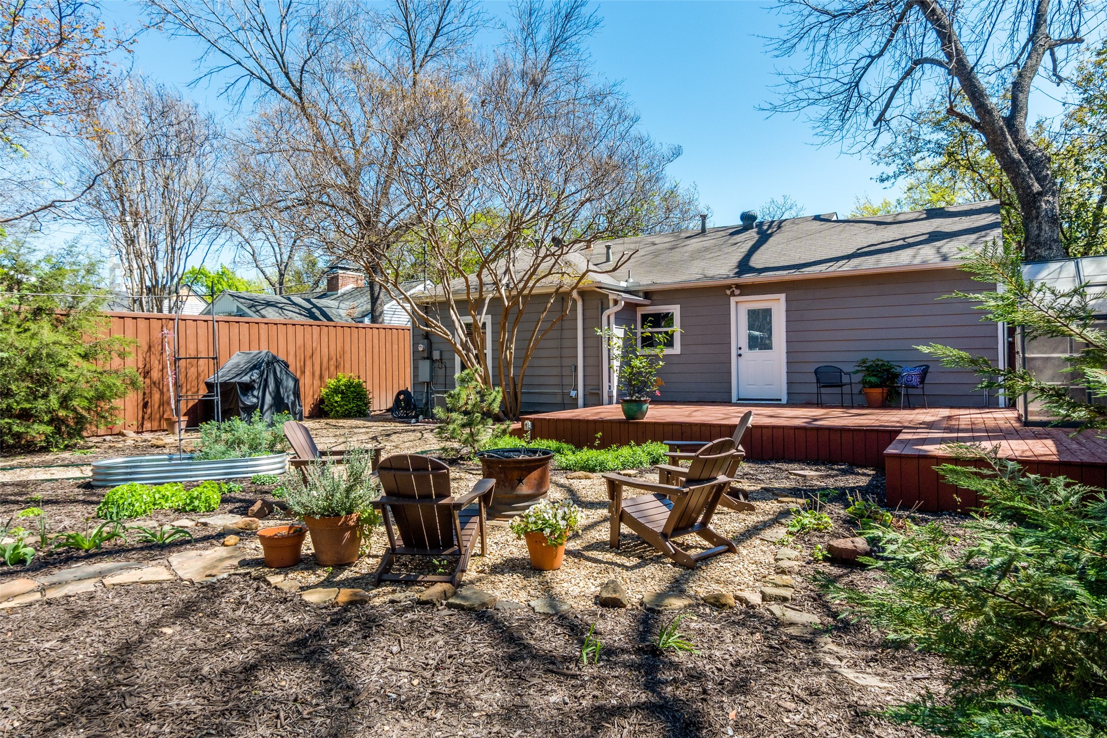 9039 Redondo Drive Dallas TX 75218