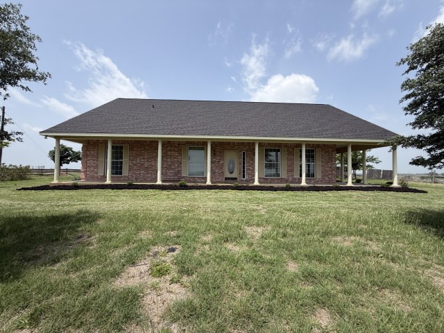 9652 County Road 4360 Frost TX 76641