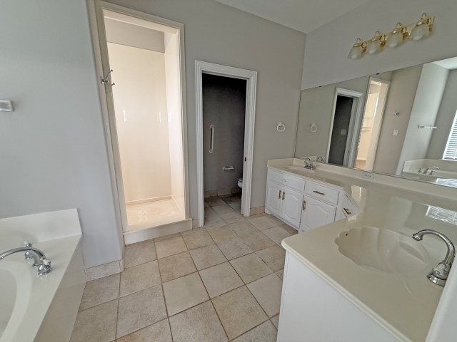 9652 County Road 4360 Frost TX 76641