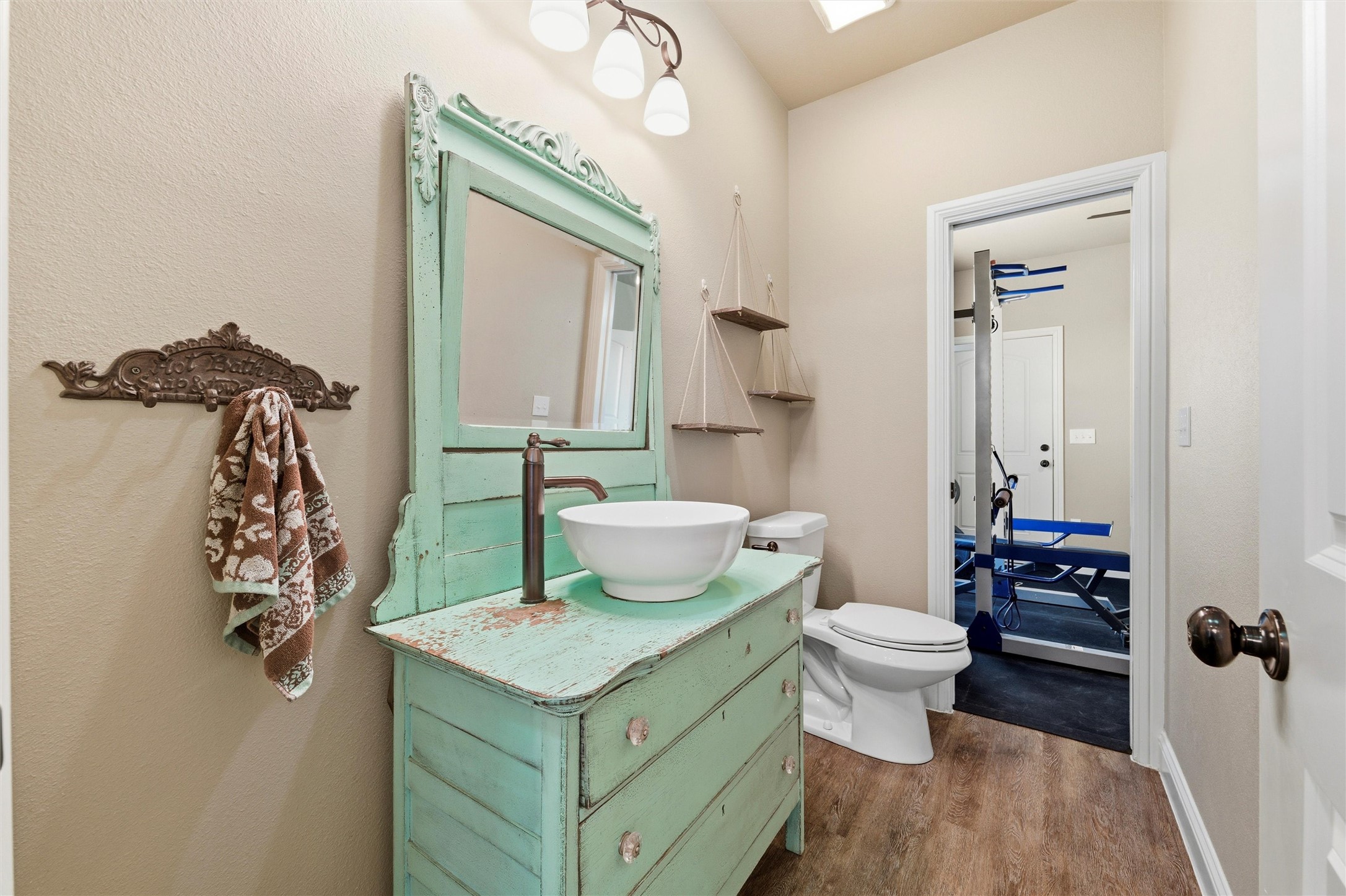 128 E Remuda Court Fort Worth TX 76108