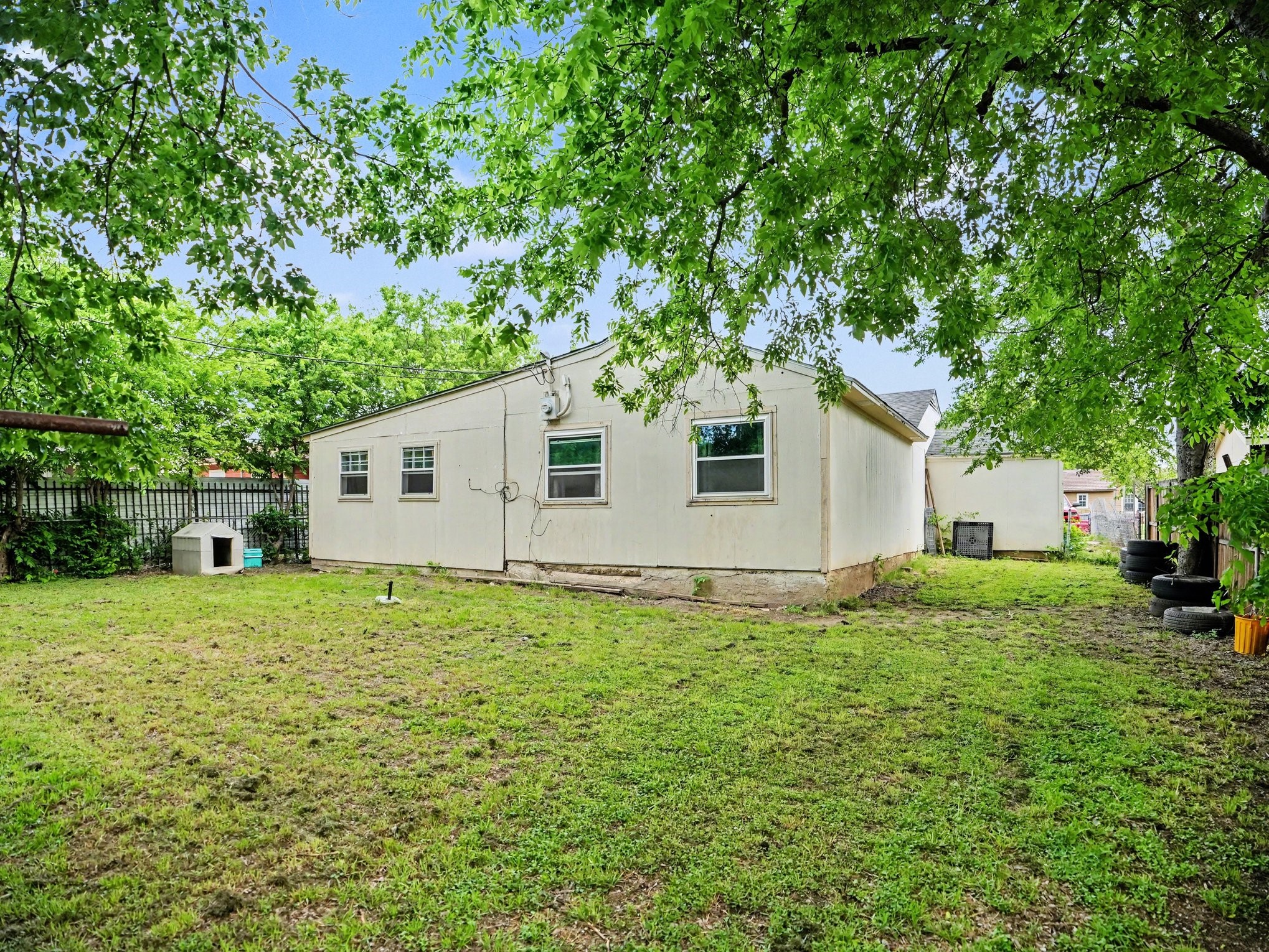 227 Halsey Street Dallas TX 75224
