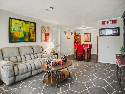 227 Halsey Street Dallas TX 75224