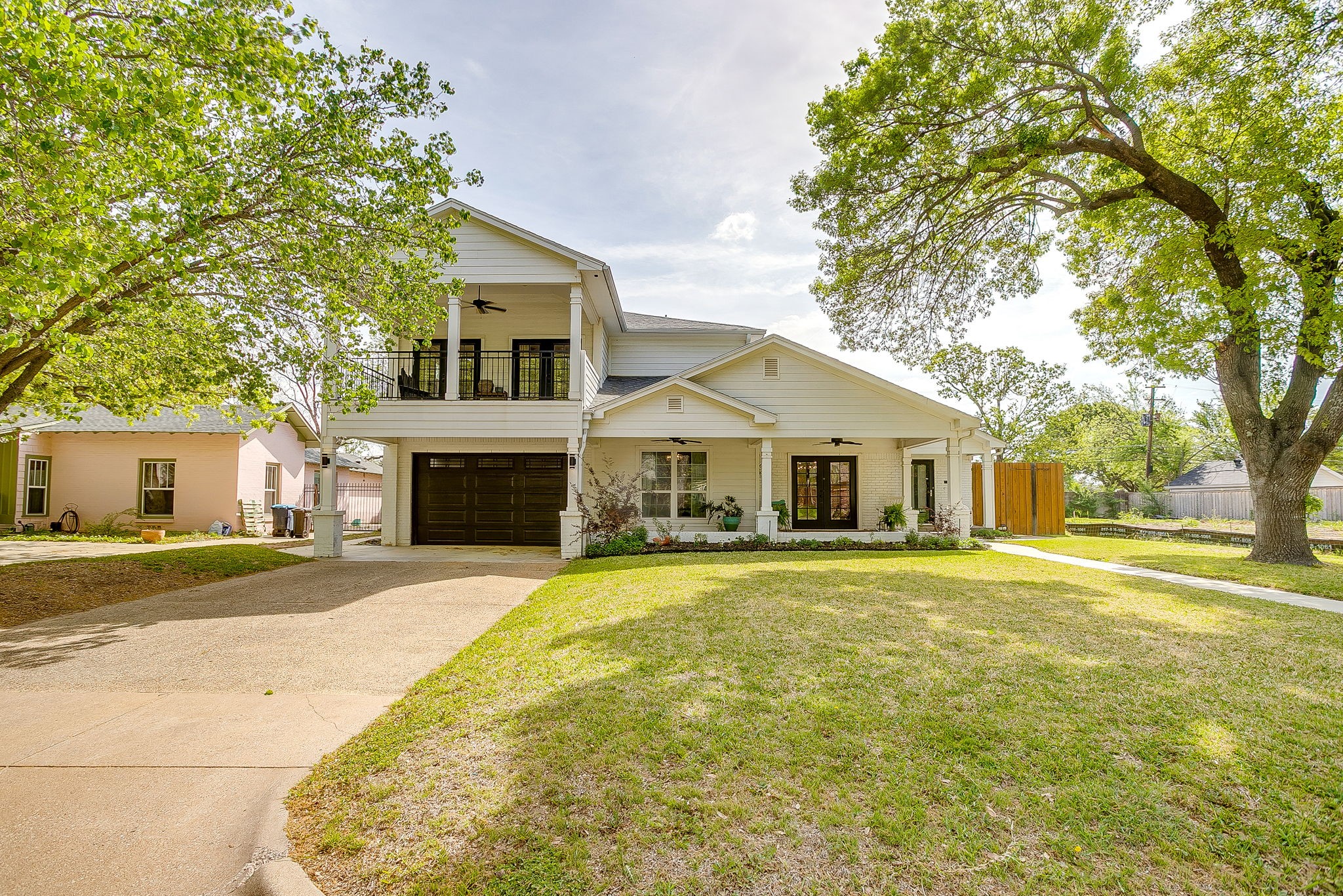 320 Eastwood Avenue Fort Worth TX 76107