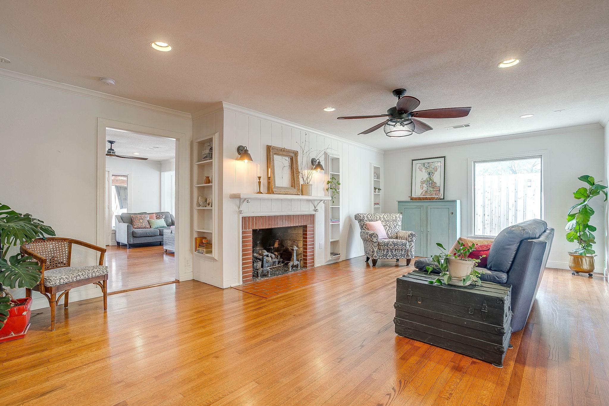 320 Eastwood Avenue Fort Worth TX 76107