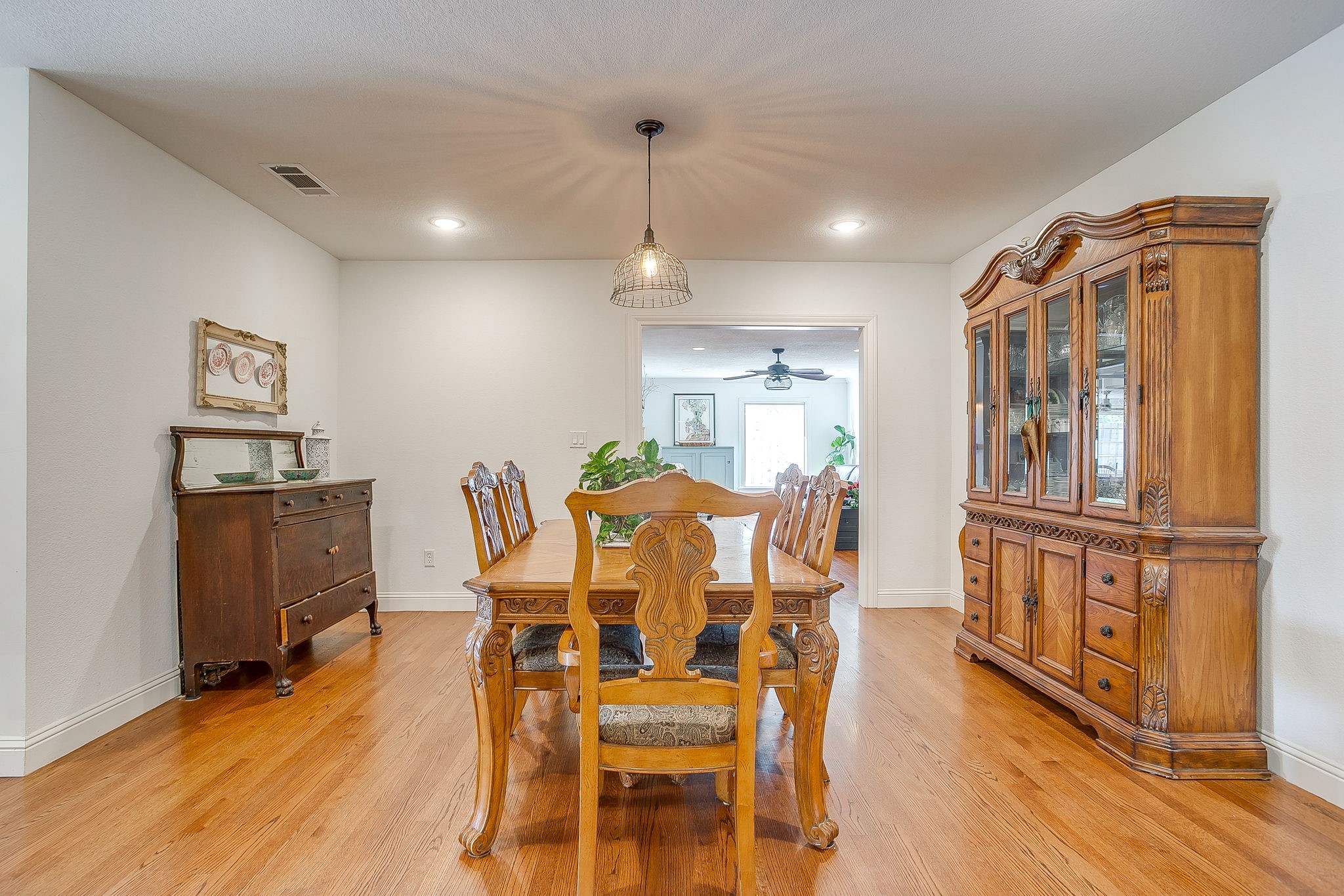 320 Eastwood Avenue Fort Worth TX 76107