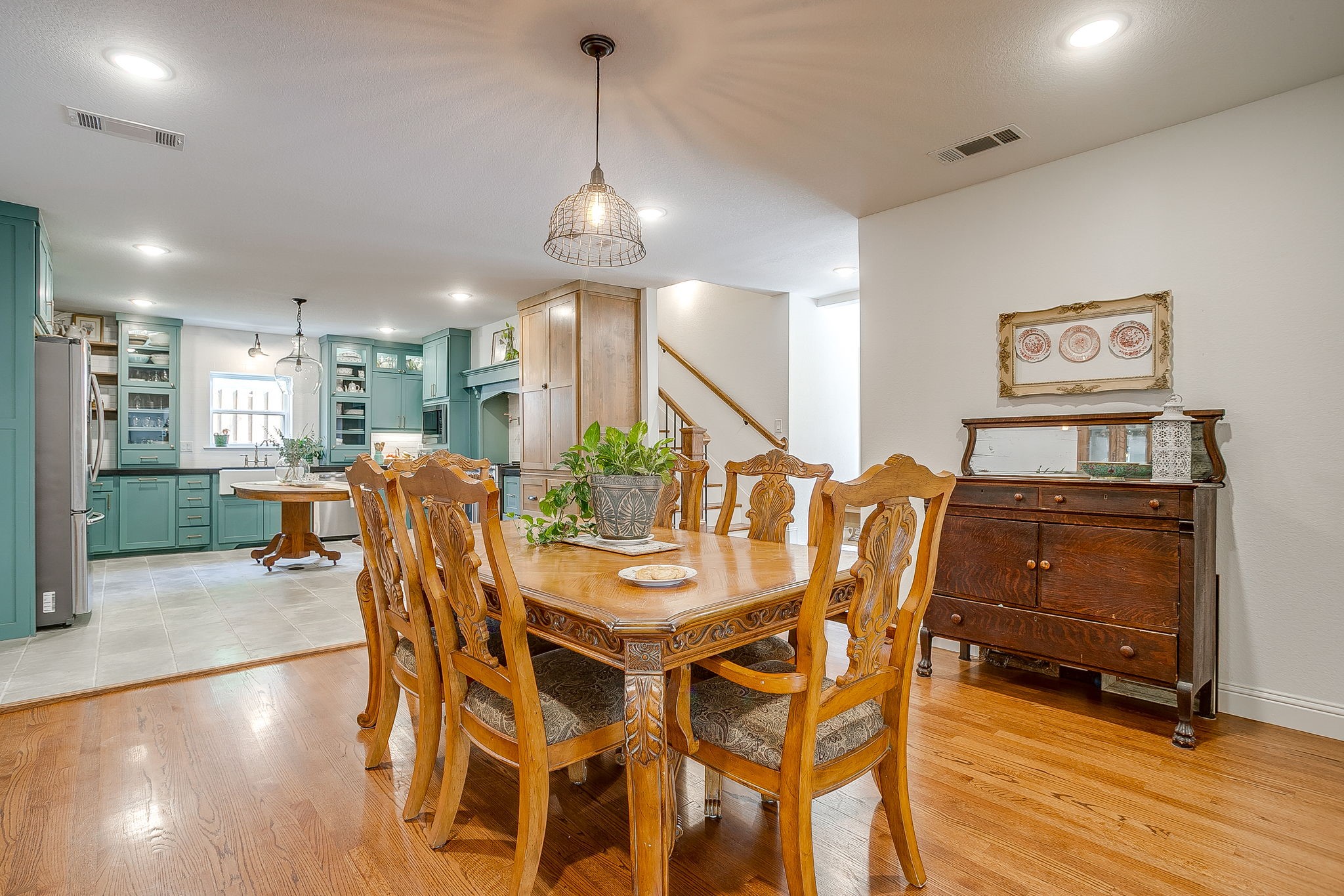 320 Eastwood Avenue Fort Worth TX 76107