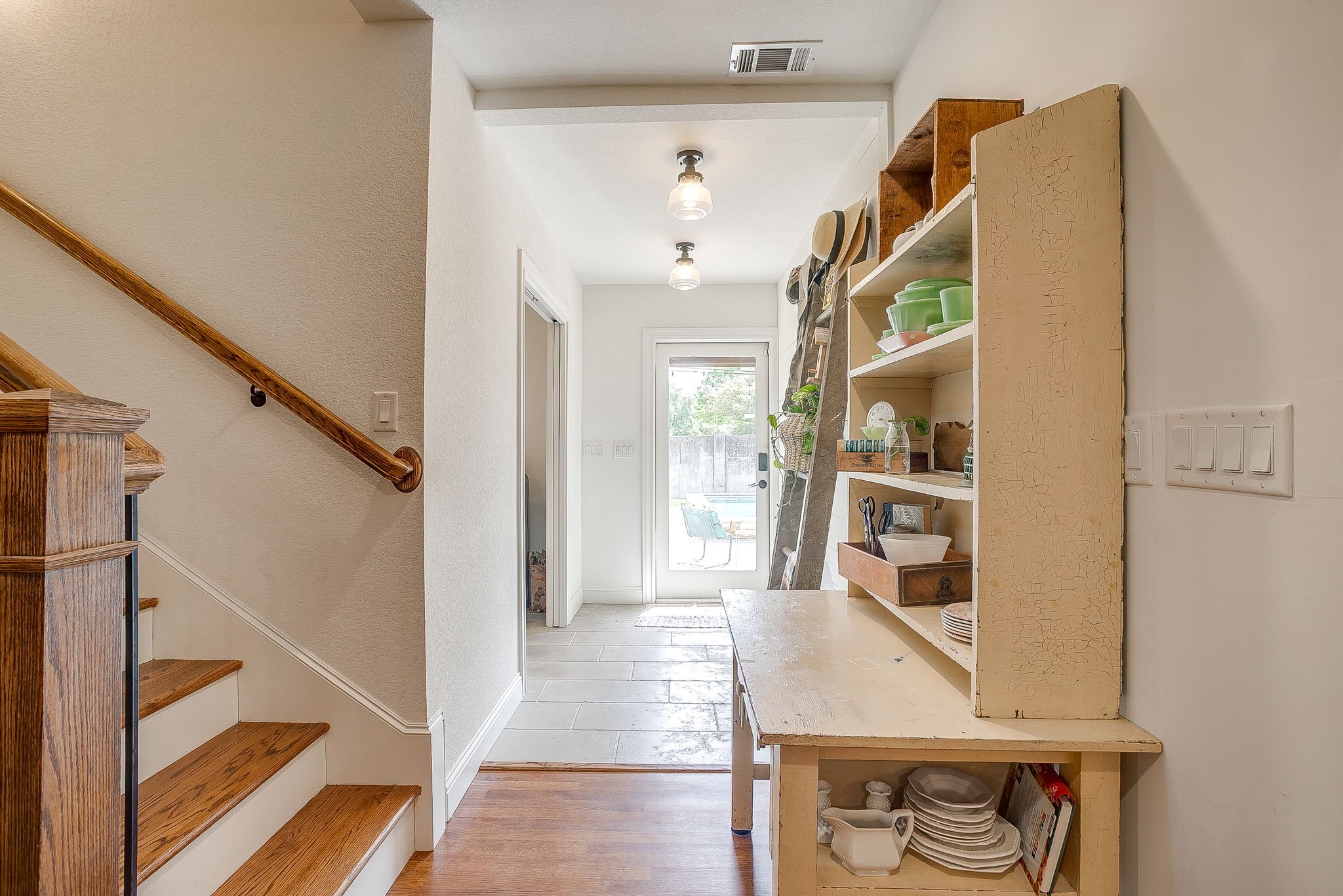 320 Eastwood Avenue Fort Worth TX 76107