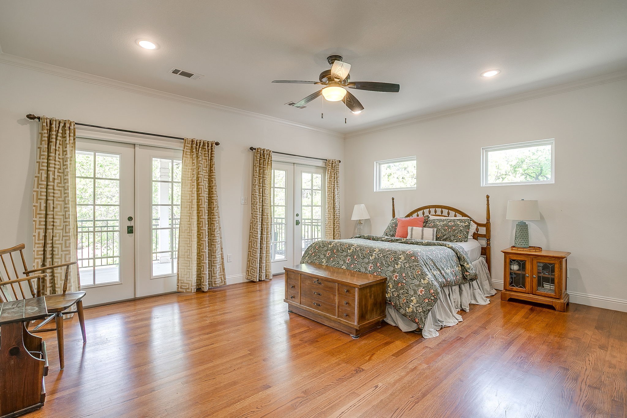320 Eastwood Avenue Fort Worth TX 76107