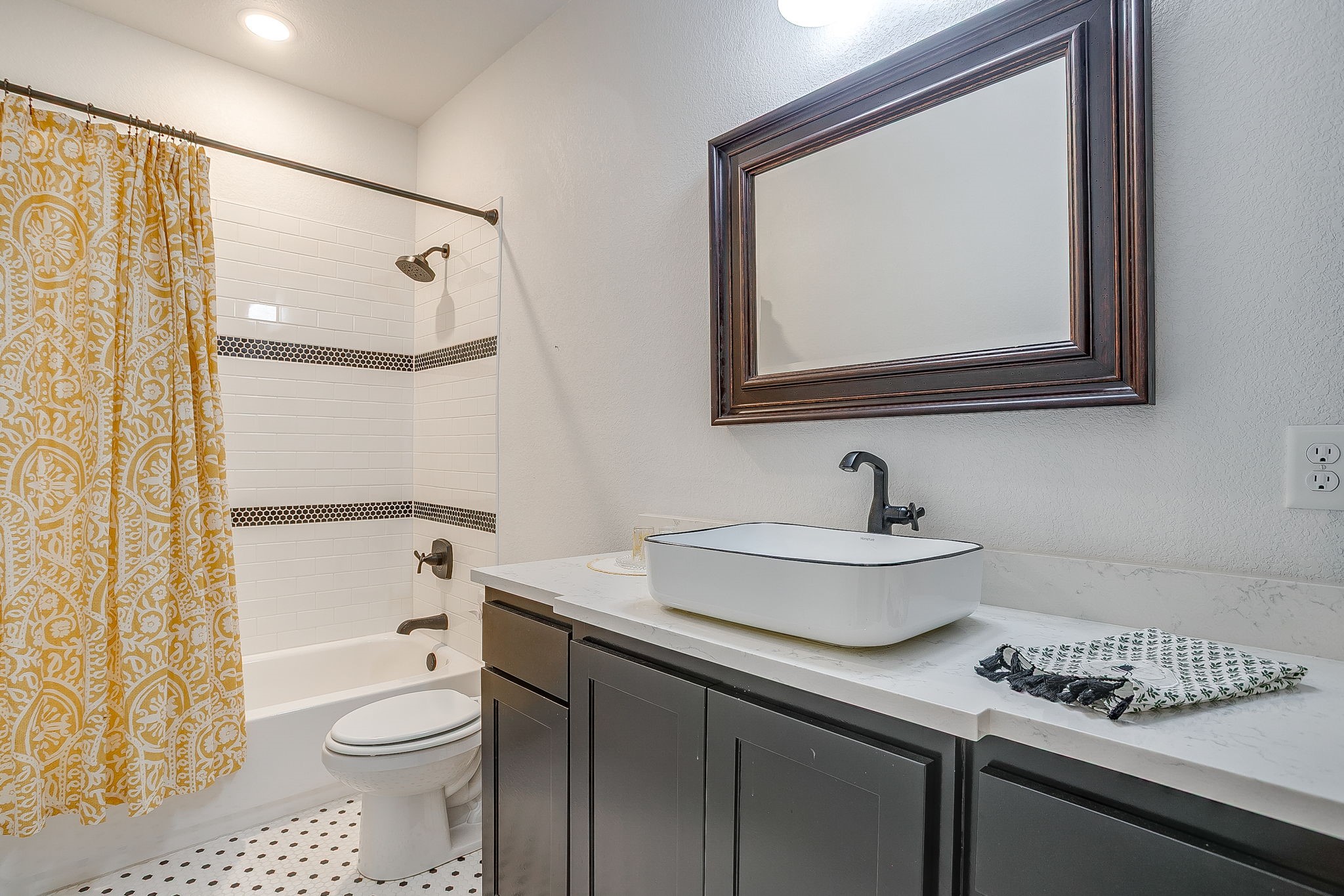 320 Eastwood Avenue Fort Worth TX 76107