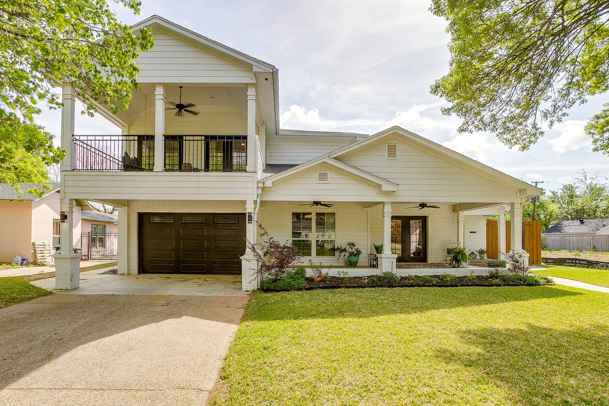 320 Eastwood Avenue Fort Worth TX 76107
