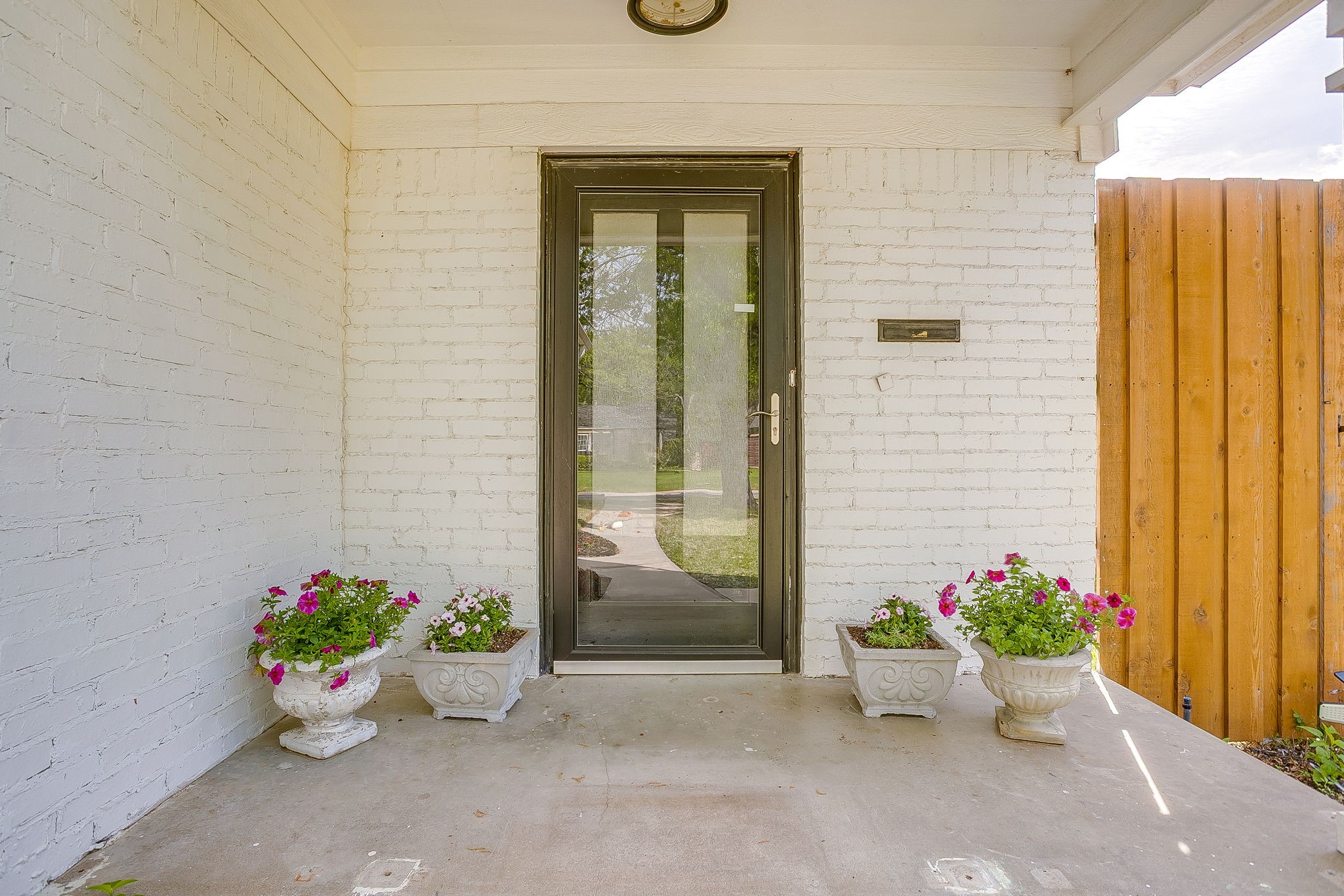 320 Eastwood Avenue Fort Worth TX 76107