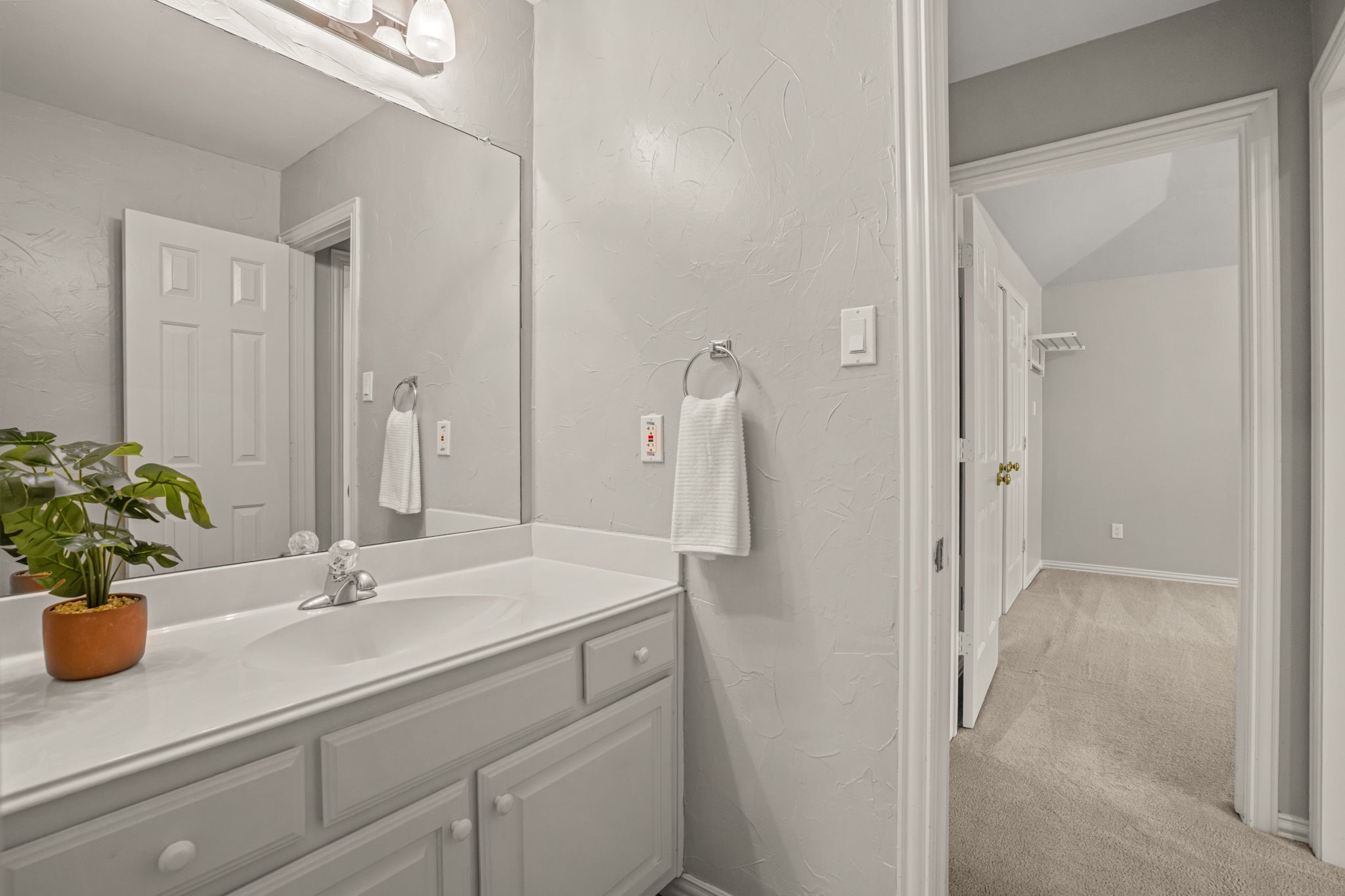 3817 Elgin Drive Plano TX 75025