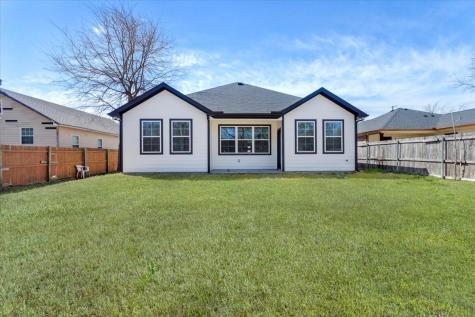 1323 S Montgomery Street Sherman TX 75090