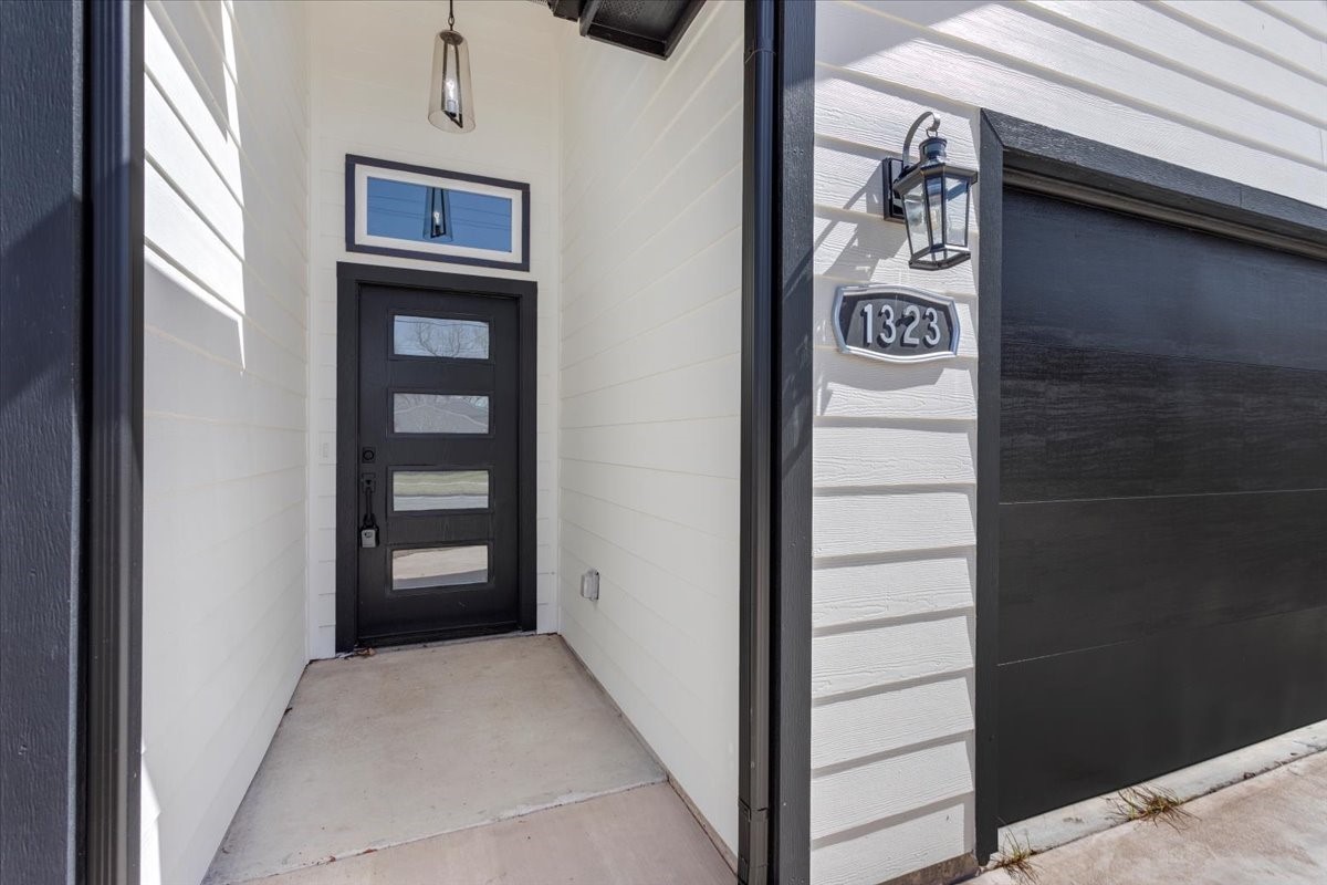 1323 S Montgomery Street Sherman TX 75090