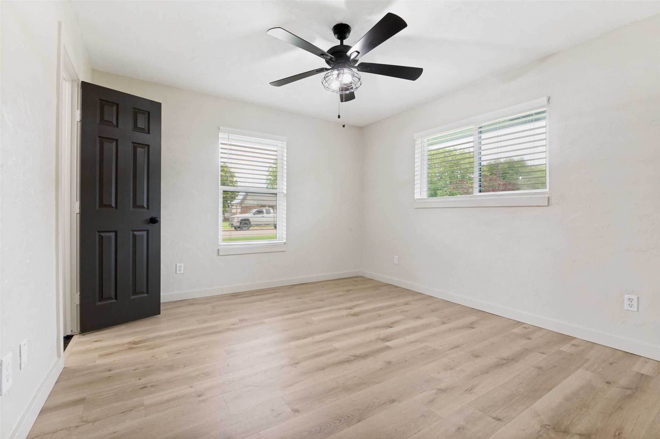 405 Stiles Drive Midlothian TX 76065