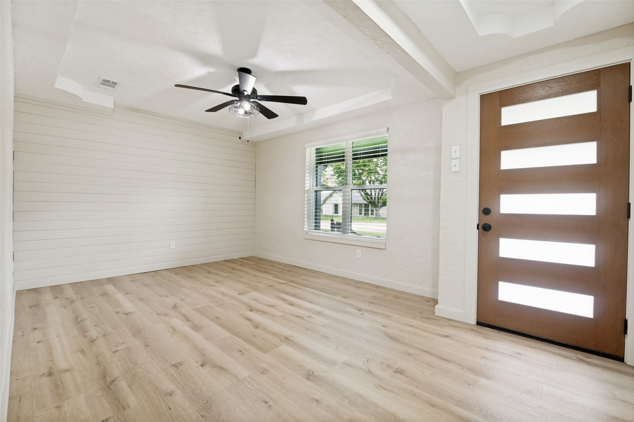 405 Stiles Drive Midlothian TX 76065