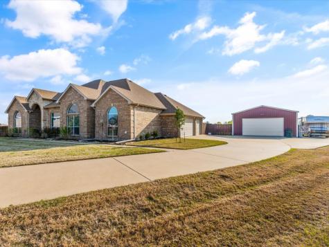 124 Courtney Circle Waxahachie TX 75165