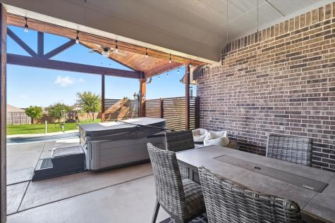 142 High Ridge Court Decatur TX 76234
