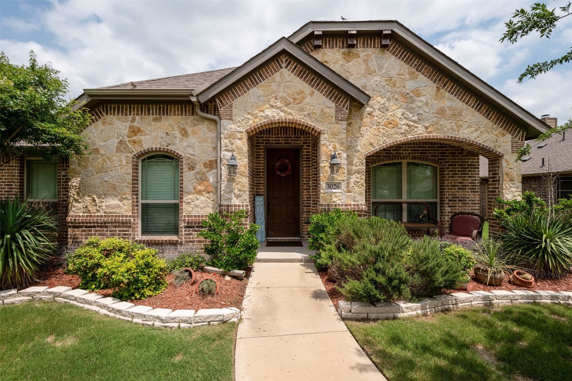 3026 Carlton Parkway Waxahachie TX 75165