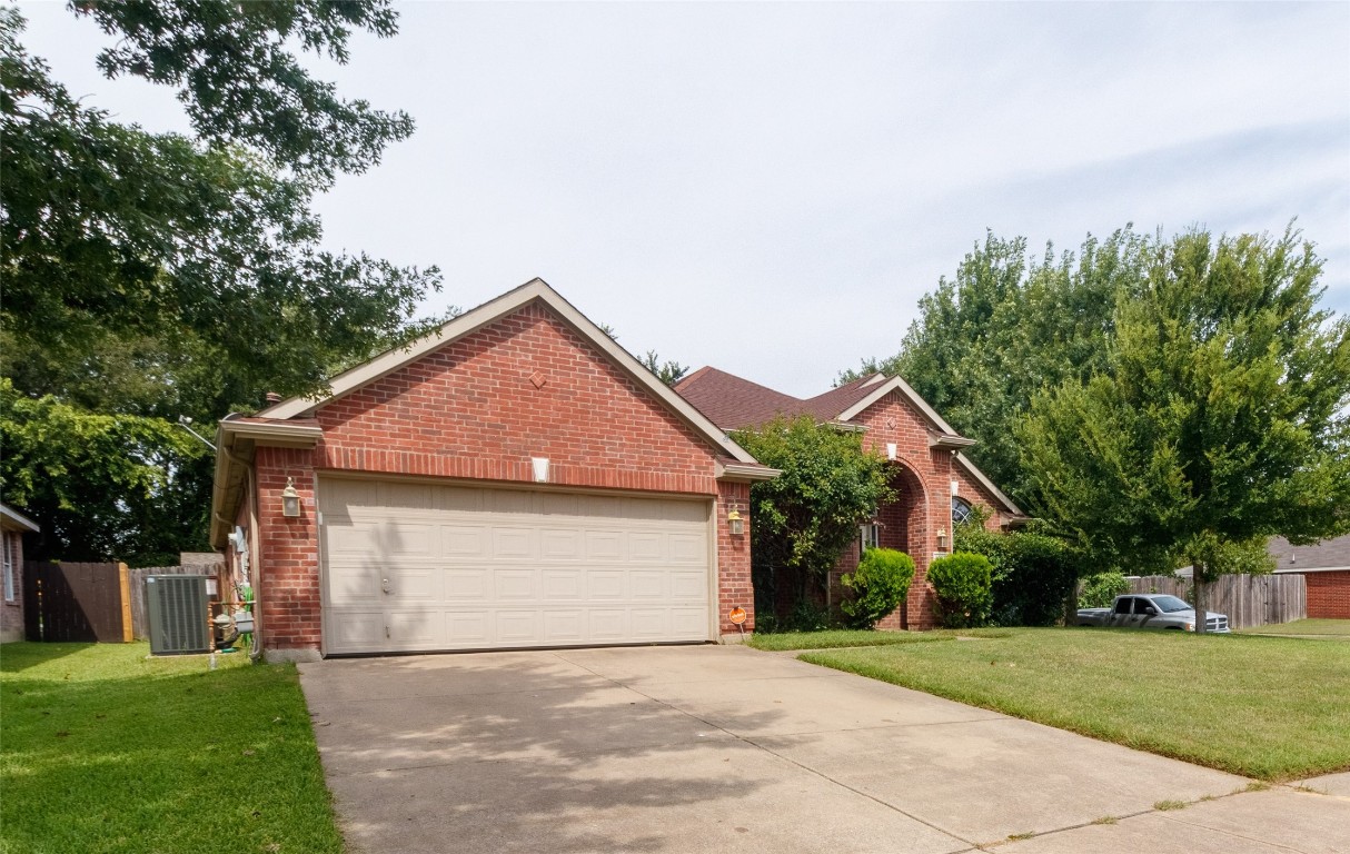 4903 Autumn Hill Grand Prairie TX 75052