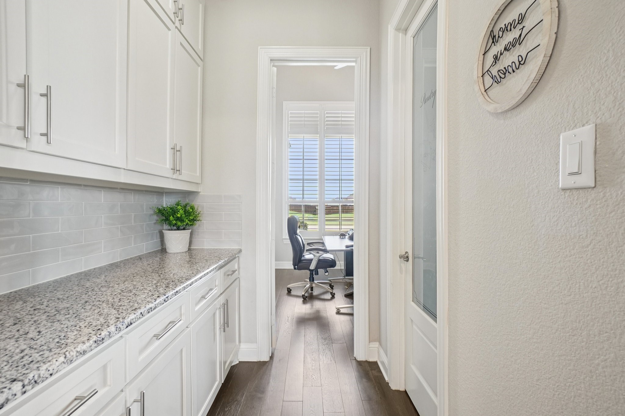 8230 Palmer Lane Waxahachie TX 75167