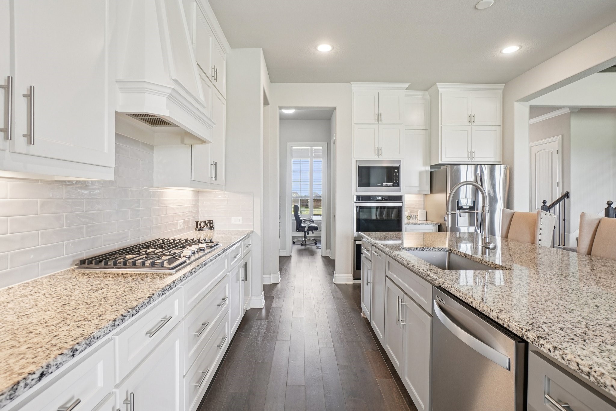 8230 Palmer Lane Waxahachie TX 75167