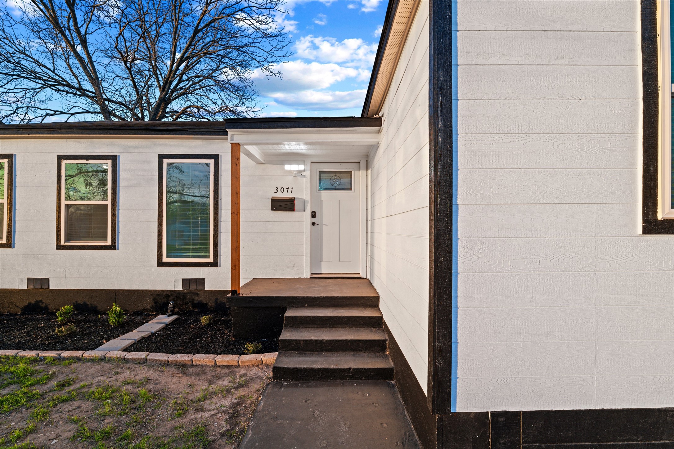 3071 Sunnyvale Street Dallas TX 75216