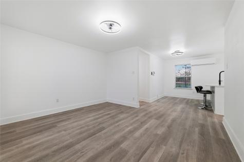 3071 Sunnyvale Street Dallas TX 75216
