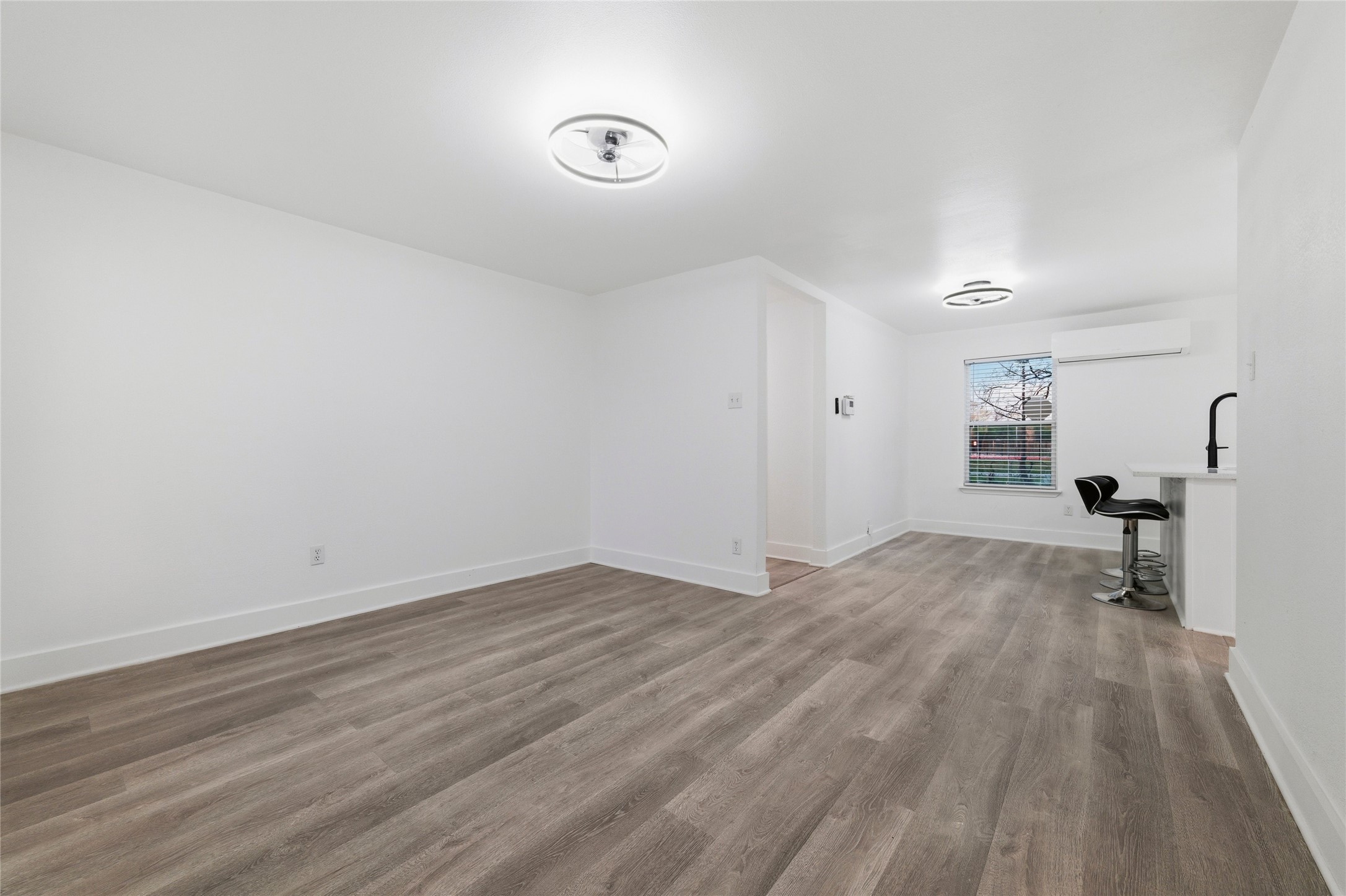 3071 Sunnyvale Street Dallas TX 75216