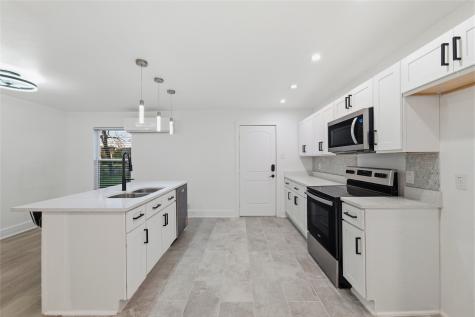 3071 Sunnyvale Street Dallas TX 75216