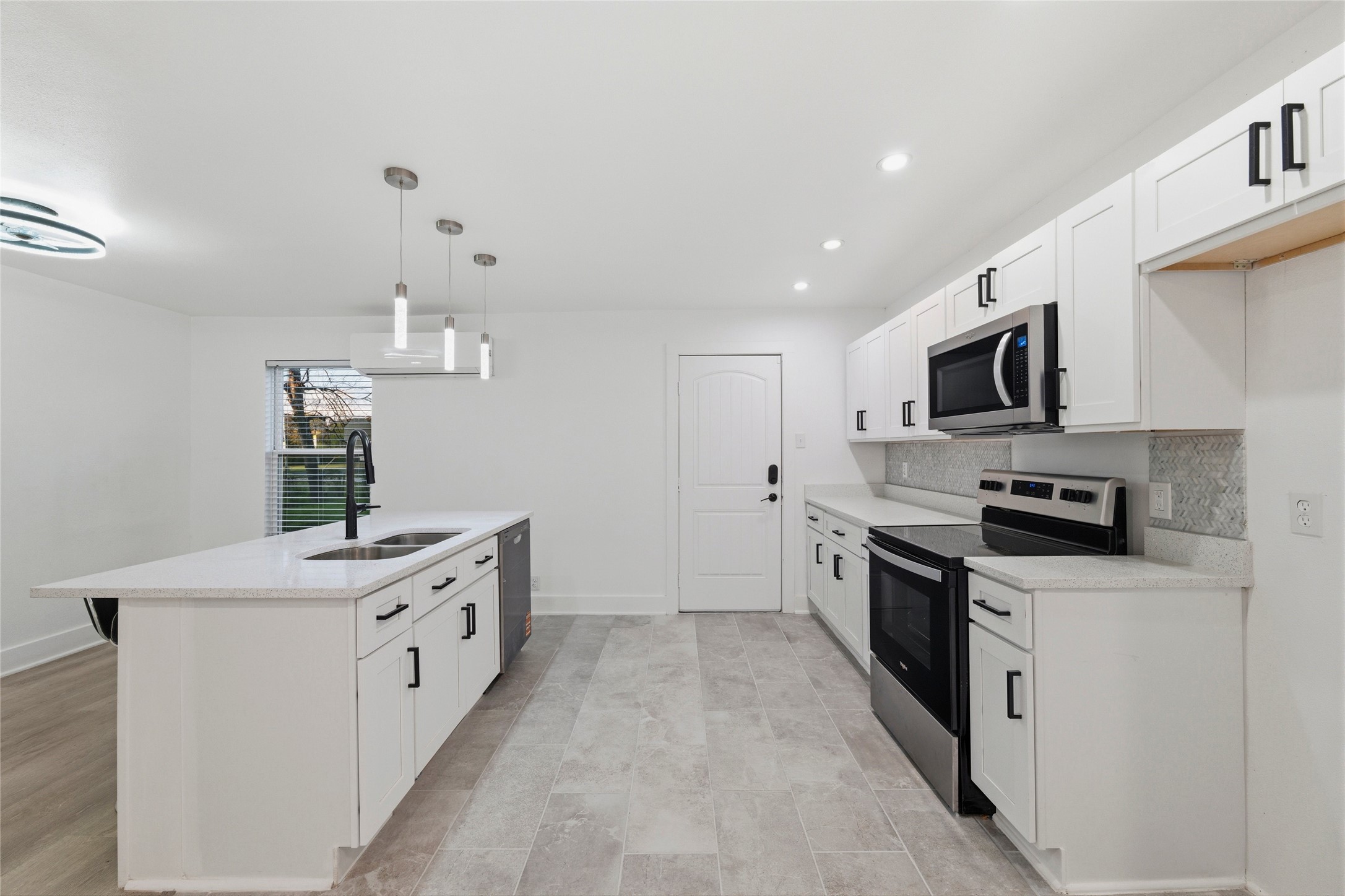 3071 Sunnyvale Street Dallas TX 75216