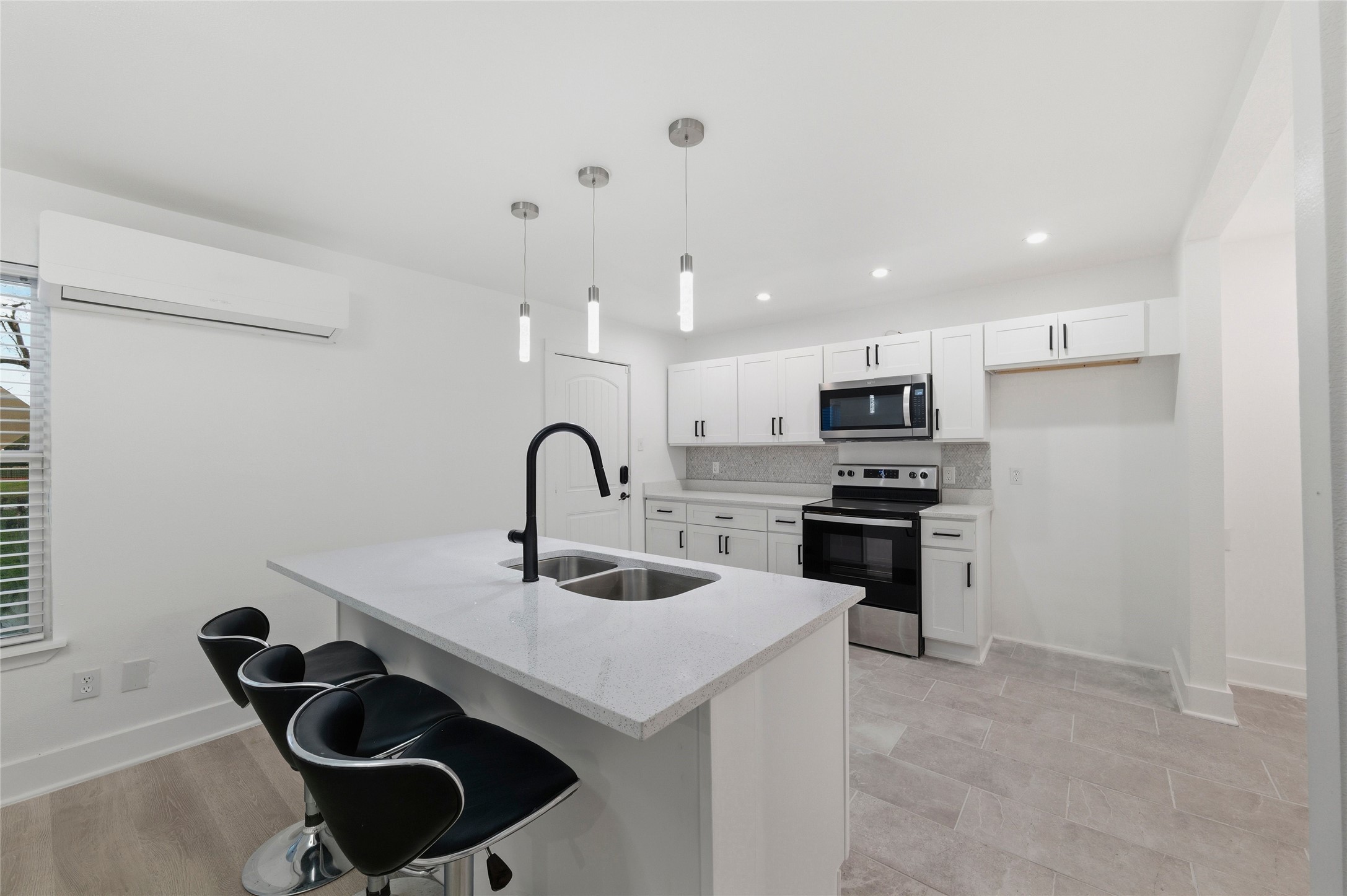 3071 Sunnyvale Street Dallas TX 75216