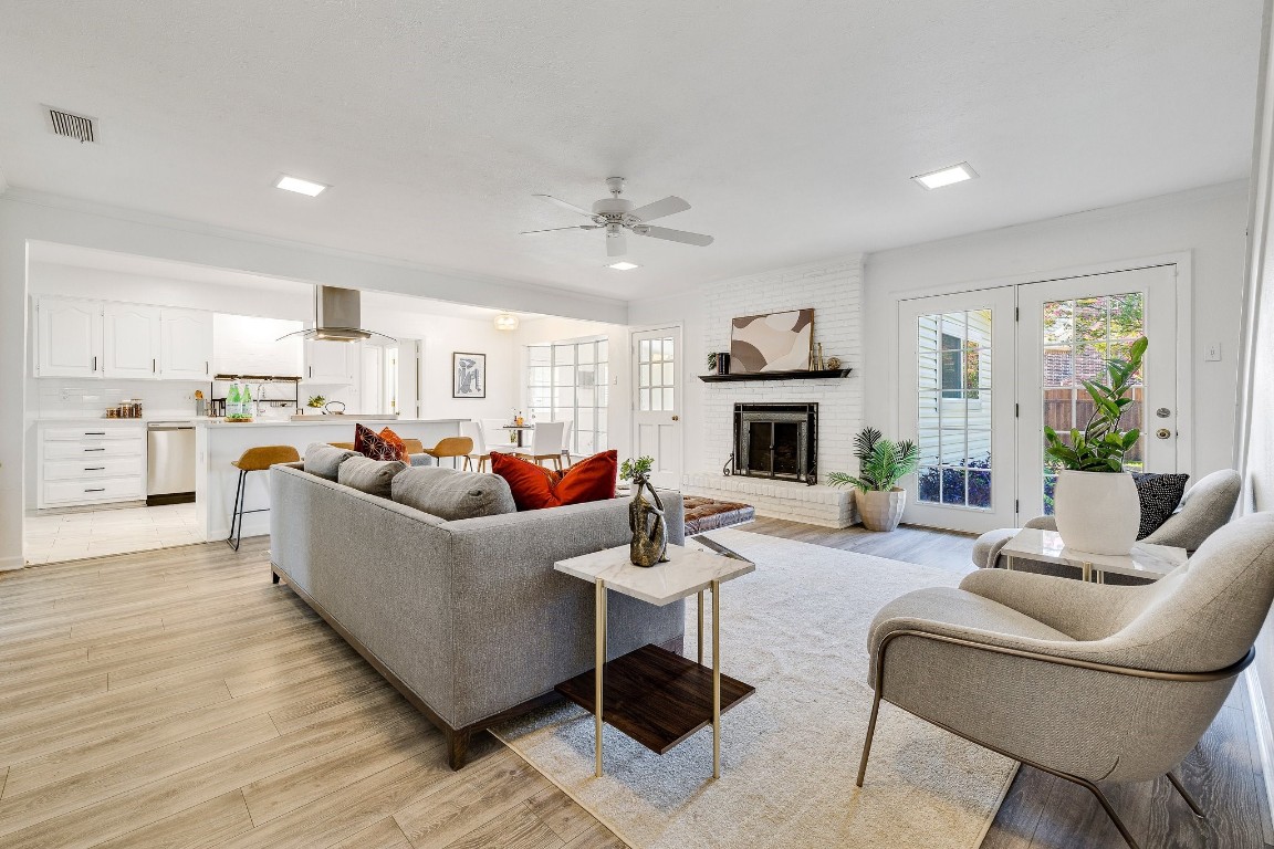 10137 Fieldfare Court Dallas TX 75229