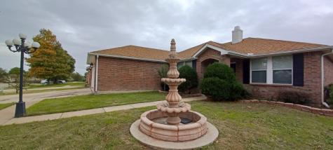2009 W Grove Lane Grand Prairie TX 75052