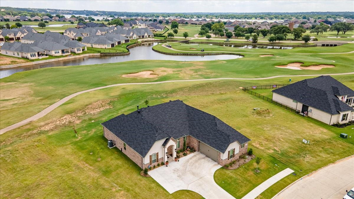 2048 Spieth Street Granbury TX 76048