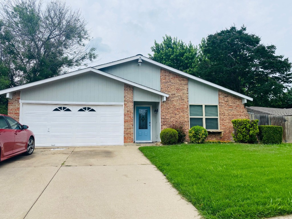 1105 Green Hill Drive Arlington TX 76014