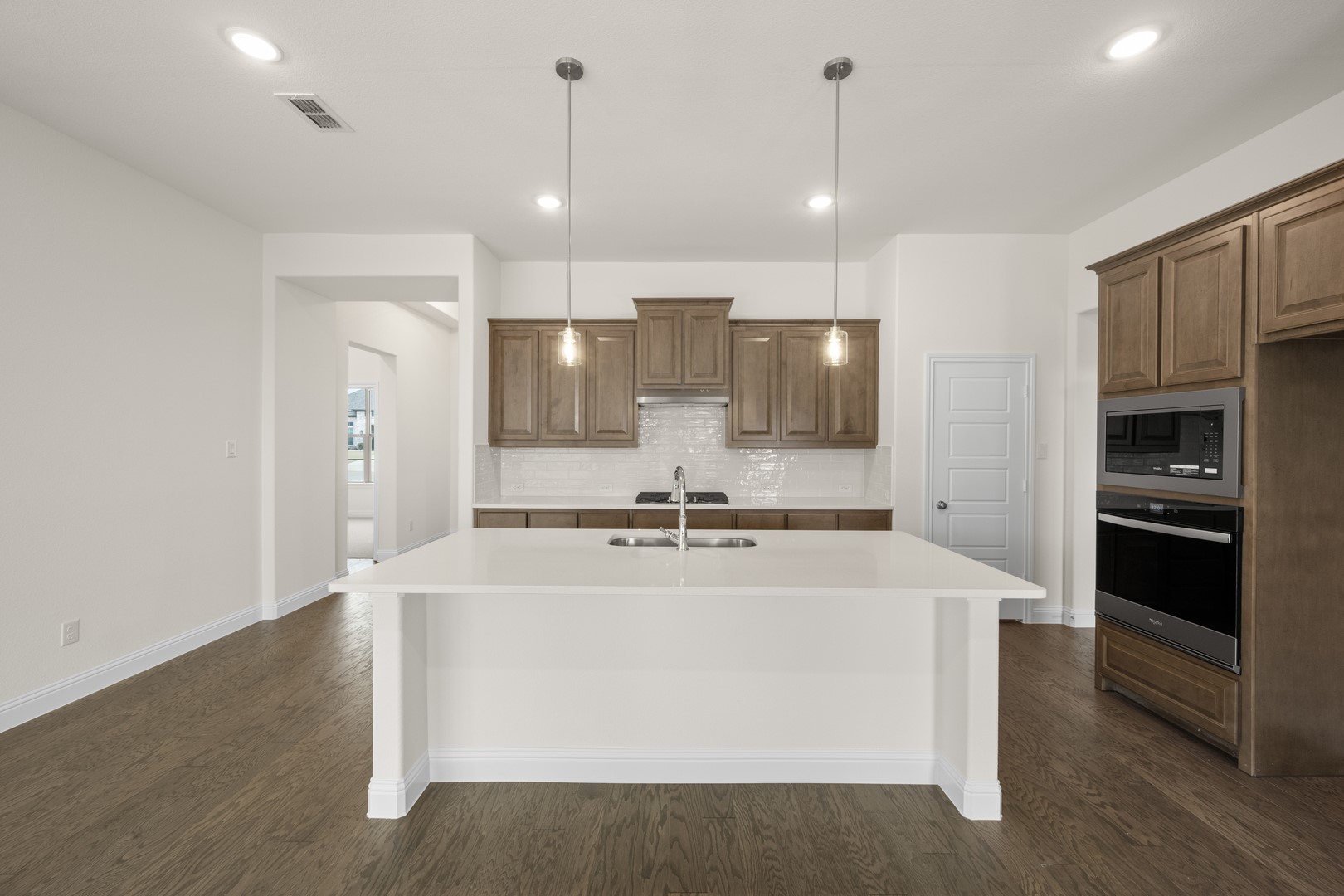 1813 Golden Meadow Court Cleburne TX 76033