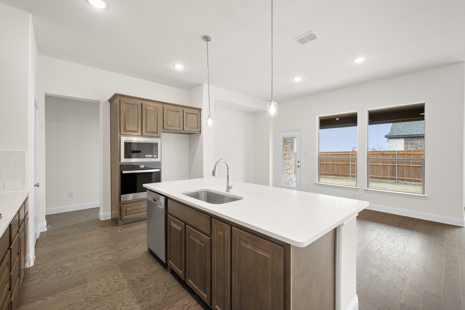 1813 Golden Meadow Court Cleburne TX 76033